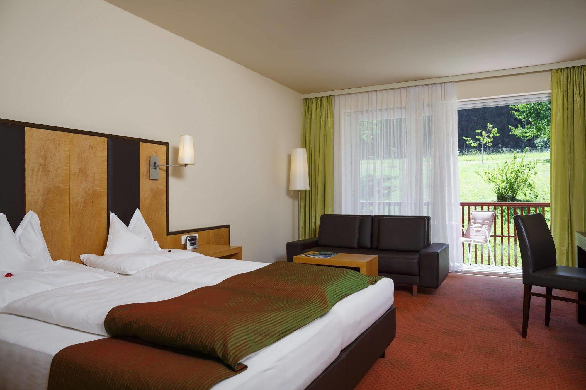 וולדן אם וורתרסי Seehotel Vinzenz מראה חיצוני תמונה